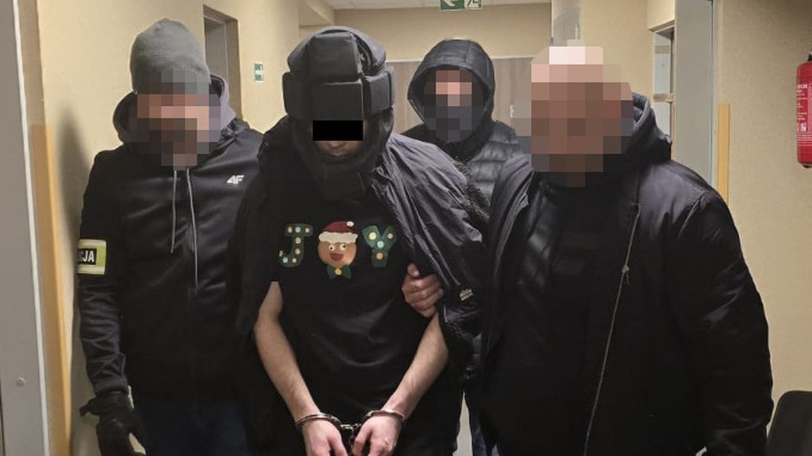 Brutalny gwałt w centrum Warszawy. Na zdjęciu zatrzymany do sprawy.