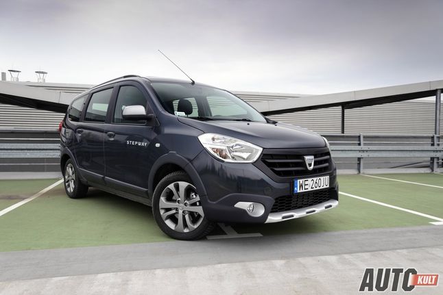 Dacia Lodgy w odmianie Stepway przypomina crossovera, lecz poza wizualnymi dodatkami nie poczyniono w niej żadnych zmian technicznych względem innych wersji.