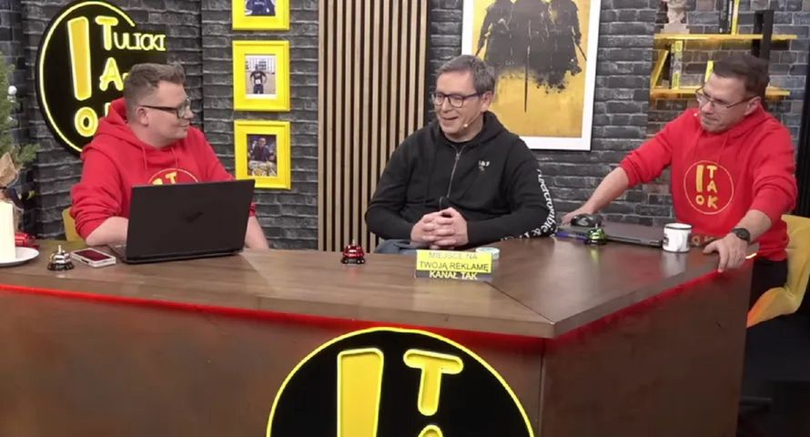 "Samo ‘kupowanie mediów’ absolutnie nie wystarcza". Eksperci o agencji Tulickiego, Adamczyka i Karnowskiego