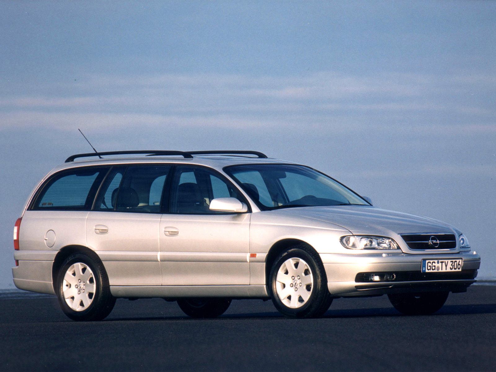 Opel Omega 10