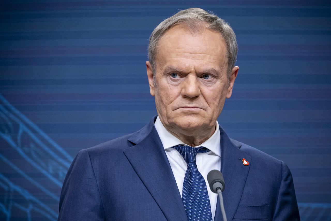 Tusk o zarzutach dla Morawieckiego. "To było nasze zobowiązanie"