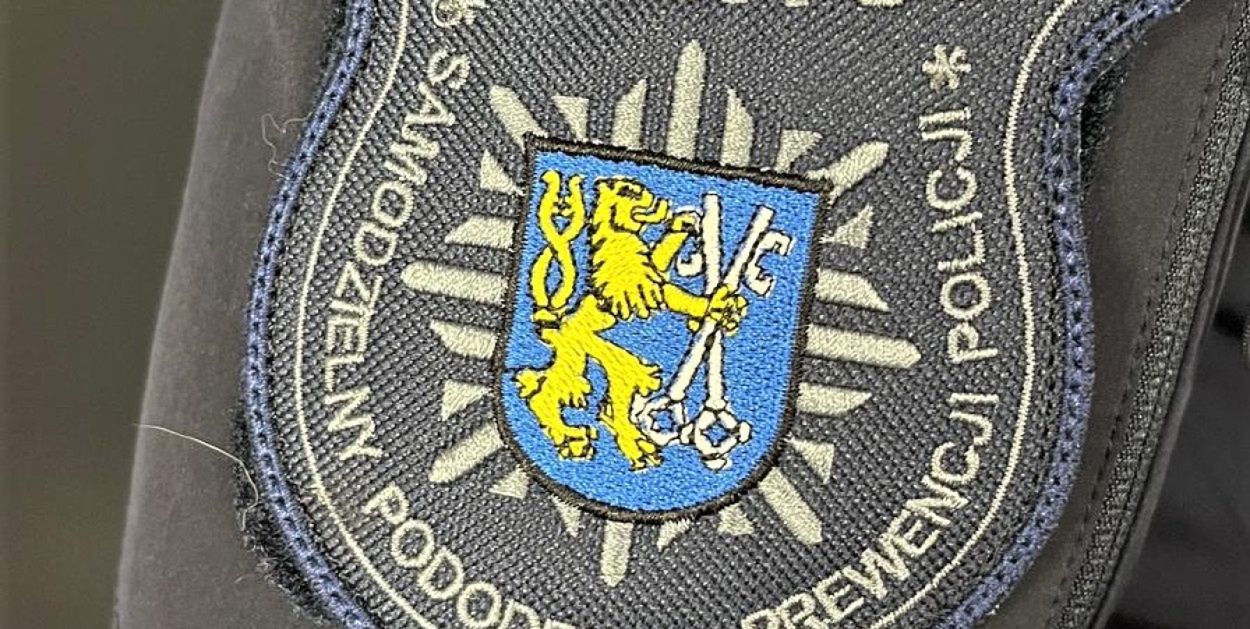 Legnica: Nie mieli prawa prowadzić. Jeden miał 30 g metamfetaminy