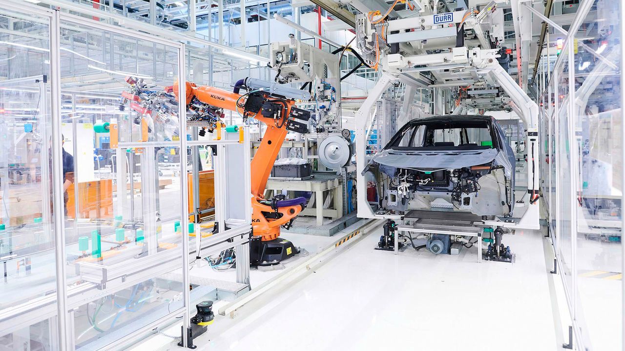 VW wznowi produkcję szybciej niż planowano. Jest nadzieja na stabilniejsze dostawy