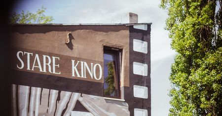 Miasto dla kinomaniaków. Nietypowy nocleg w stolicy polskiego filmu
