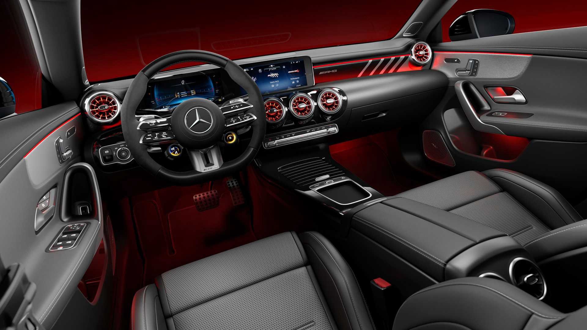 Odświeżony Mercedes-Benz CLA