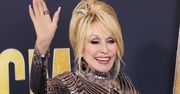 76-letnia Dolly Parton olśniewa w CZTERECH RÓŻNYCH kreacjach na rozdaniu ACM Awards w Las Vegas (ZDJĘCIA)
