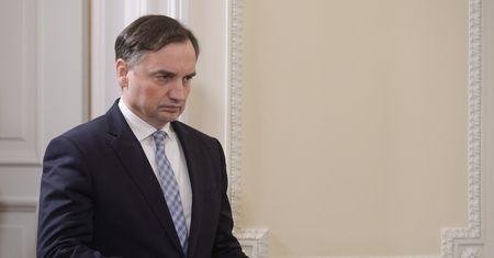 Upadek uczelni Ziobry. Jest postępowanie wyjaśniające