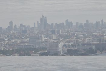 Alarm smogowy w jednej z największych metropolii świata. Turyści muszą być czujni