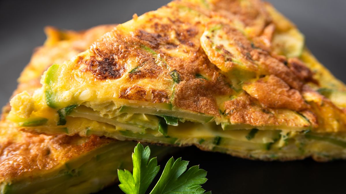 Frittata z cukinią sprawdzi się na śniadanie