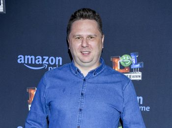 Bartosz Gajda znalazł... 13 psów. "Przygarnęliśmy je do siebie"