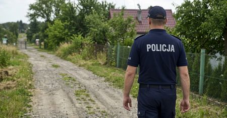 Dzielnicowy okradał mieszkańców. Sąd zadecydował ws. policjanta