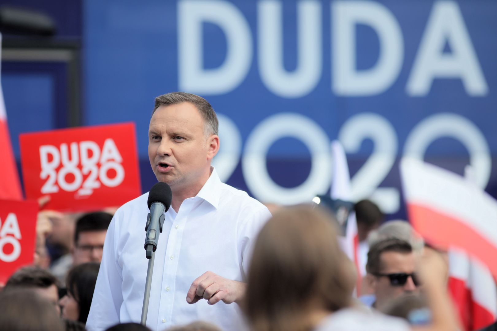 Andrzej Duda systematycznie traci poparcie w sondażach