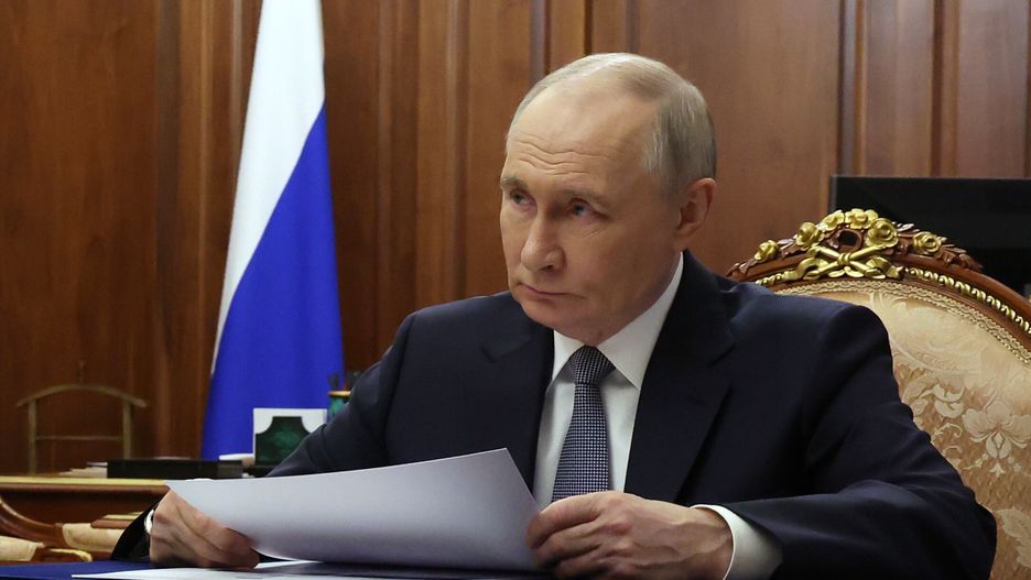 Russian President Vladimir Putin attends a meeting with Russian Culture Minister Olga Lyubimova, at the Kremlin in Moscow, Russia, 04 April 2025. EPA/VYACHESLAV PROKOFYEV / SPUTNIK / KREMLIN POOL / POOL MANDATORY CREDIT Dostawca: PAP/EPA.