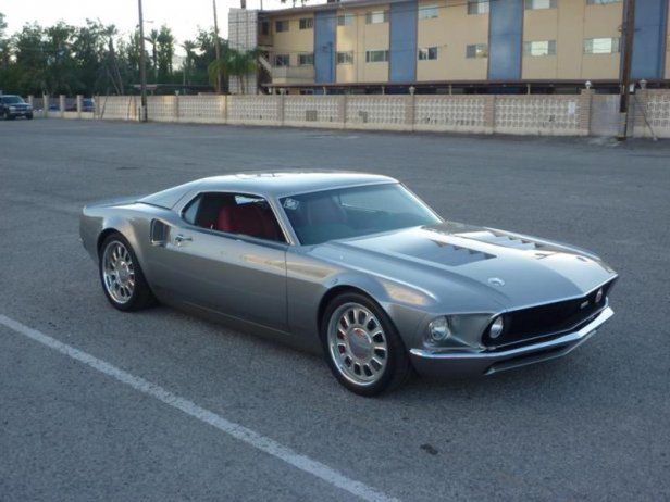 Takie rzeczy tylko w USA – Ford Mustang Mach 40 (2012)