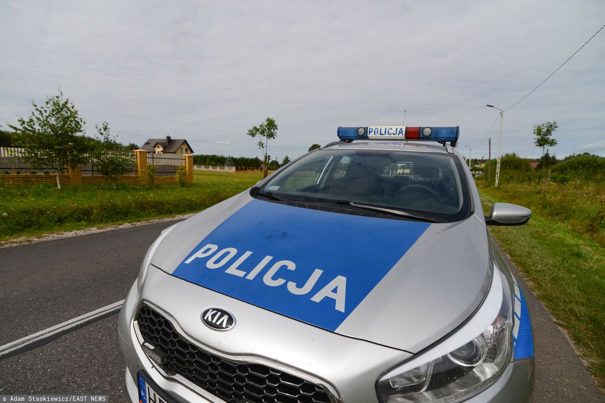 Gwałt pod Warszawą. Kobietę zauważył kierowca autobusu