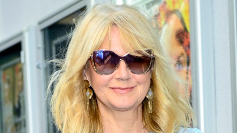 Elegancka Grażyna Torbicka bryluje na premierze spektaklu. Zadała szyku stylizacją w kolorze nieba? (ZDJĘCIA)