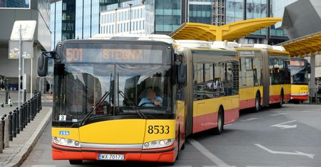 Pracują w największe upały. Kierowca: "To jest piekło. Nie do życia"