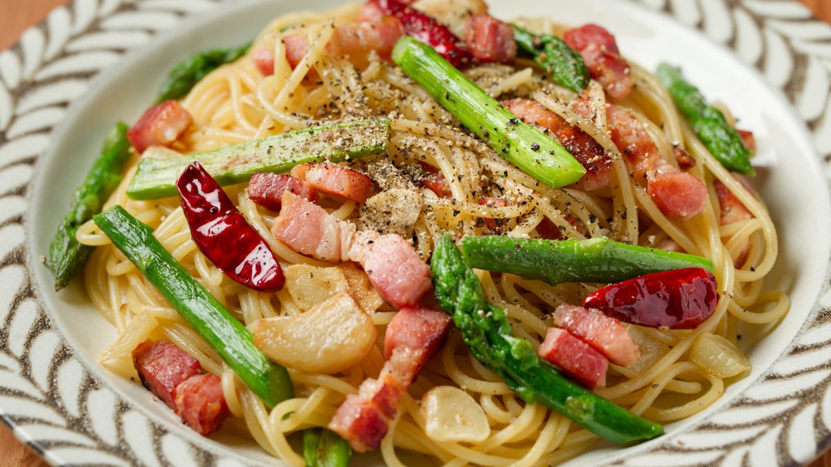 Sezonowa carbonara ze szparagami