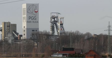 Dyrektor kopalni szantażował polityków PiS. Będzie proces, mimo ugody