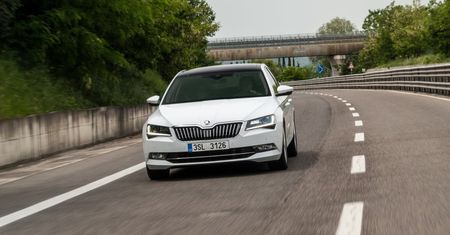 Dwa nowe silniki TSI dla nowej Škody Superb - cennik