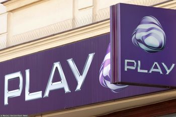 Awaria sieci Play. Użytkownicy mają problem z SMS-ami i zasięgiem