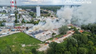 Warszawa: Pożar składowiska odpadów w Wilanowie. W akcji wzięły udział 22 zastępy strażaków
