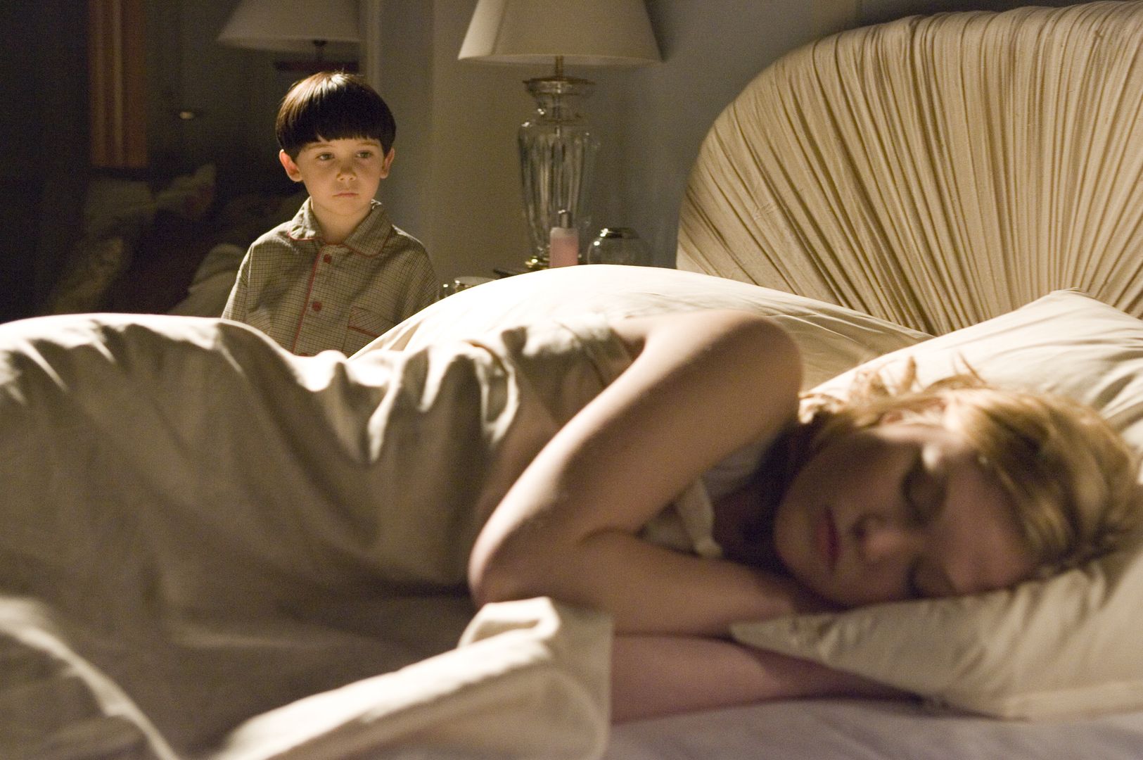 "Omen" © 2006 Twentieth Century Fox Film Corporation. All rights reserved. 