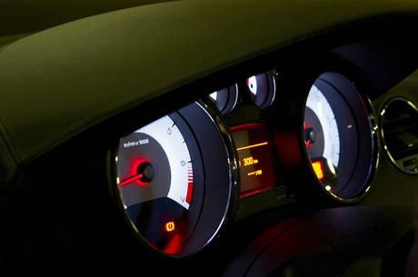 Peugeot 308 CC - najbardziej gadżeciarski samochód roku? 12