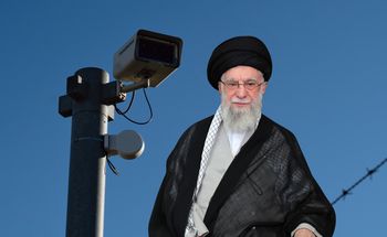 Tak wyśledzili Chameneia. Izrael miał wgląd w kamery w Teheranie