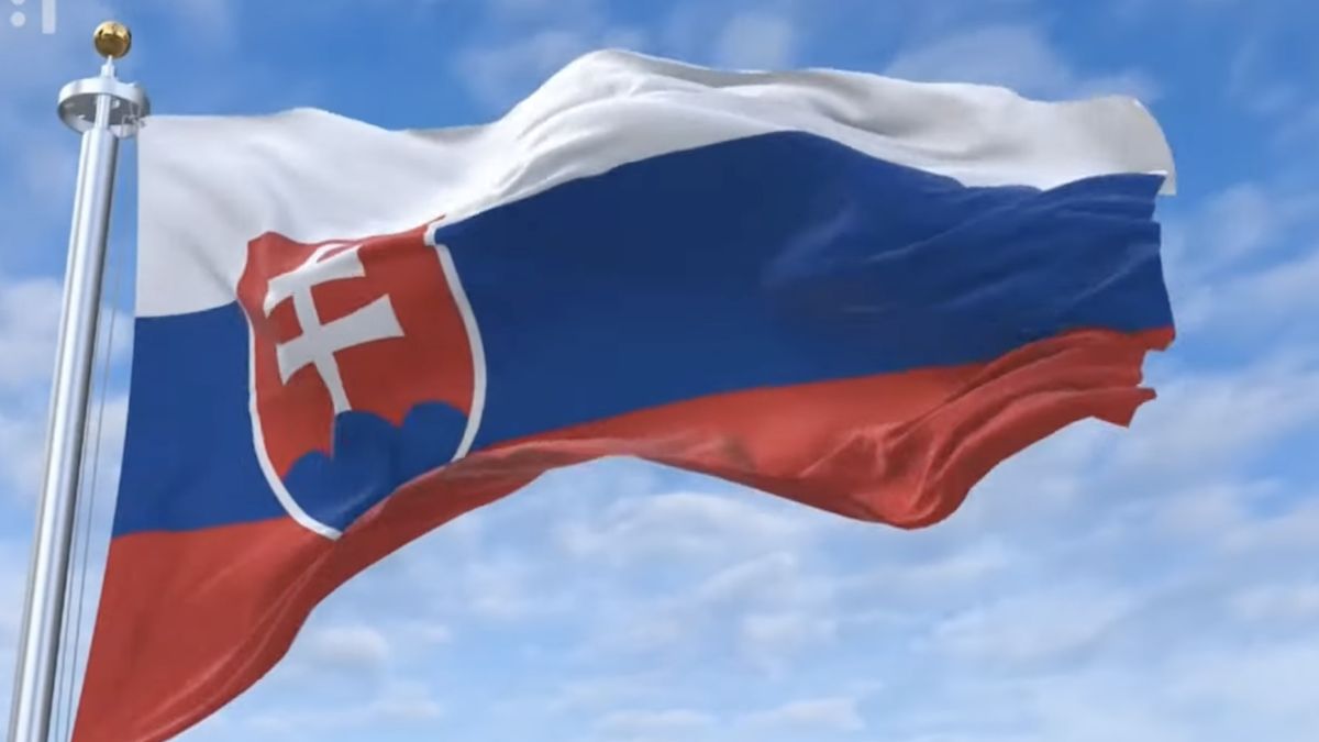 Słowacy poznali po północy nową wersję narodowego hymnu
