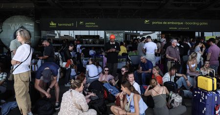 Pasażerowie uwięzieni na lotnisku w Lizbonie z powodu blackoutu
