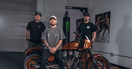T.J. Dillashaw odebrał drugiego indiana sport chiefa z serii "Forged"