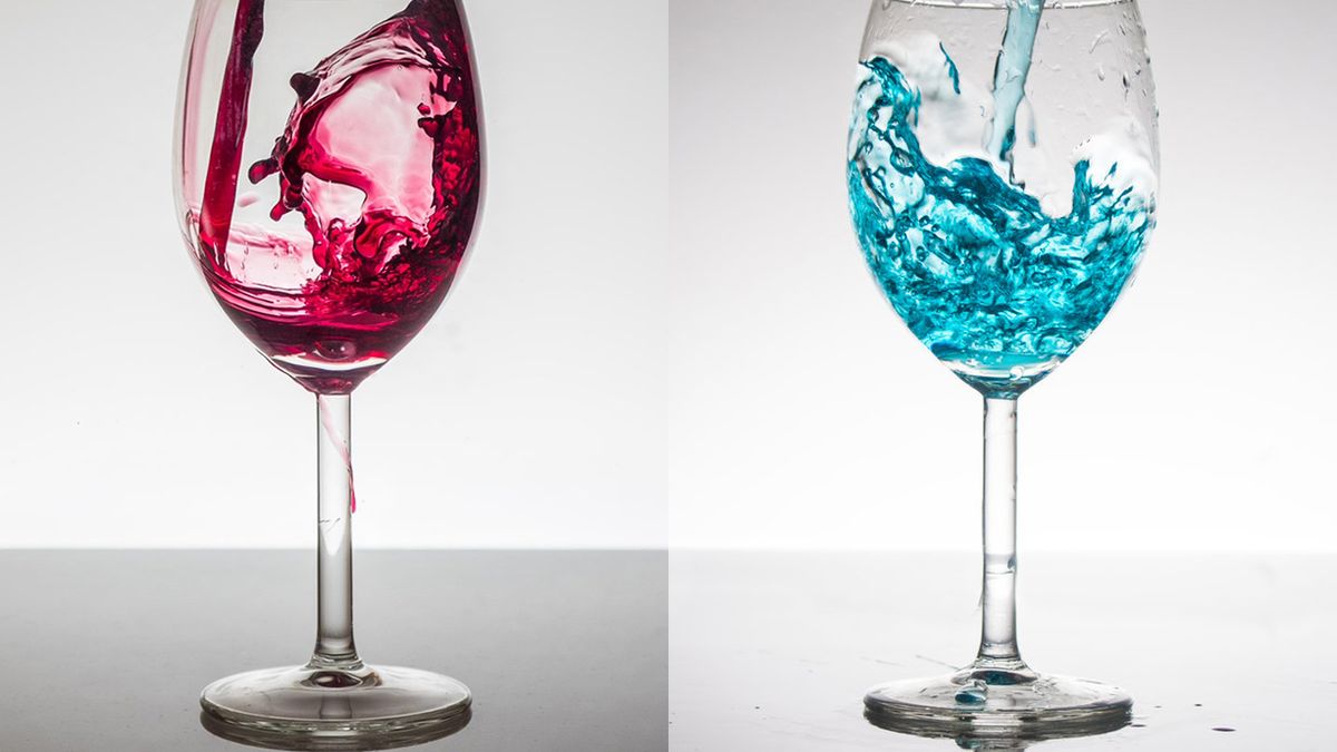 Jak powstało konkursowe zdjęcie z winem wlewanym do kieliszka? Zobaczcie w jaki sposób zrobić je samemu w domu 1