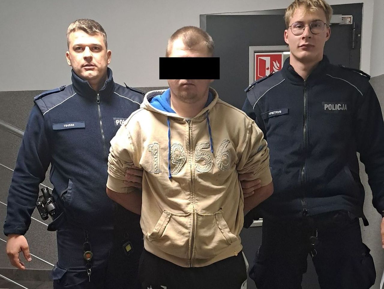 Opole Lubelskie: Chcieli ukraść ciągnik z pola. Właściciel sam ujął jednego z nich