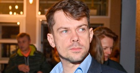 Michał Kołodziejczak w loafersach Gucci za PONAD 3 TYSIĄCE! Internauci drwią: "Jeden rolnik inwestuje w ciągnik, drugi w obuwie" (ZDJĘCIA)