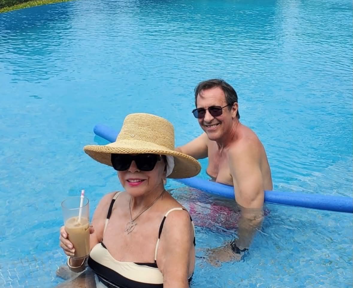 Joan Collins