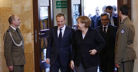 Niemcy: wrogowie Scholza liczą na Donalda Tuska i jego nowy rząd