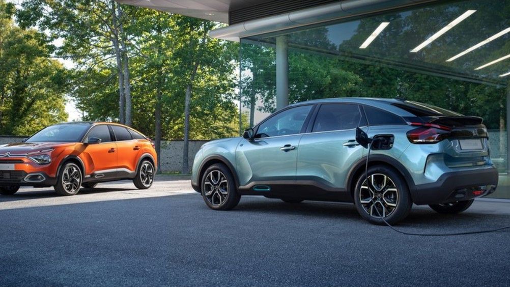 Zupełnie nowy wygląd, wiele ciekawych gadżetów i oczywiście napęd elektryczny