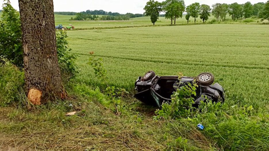 Tragiczny wypadek na Warmii. Nie żyją dwie osoby