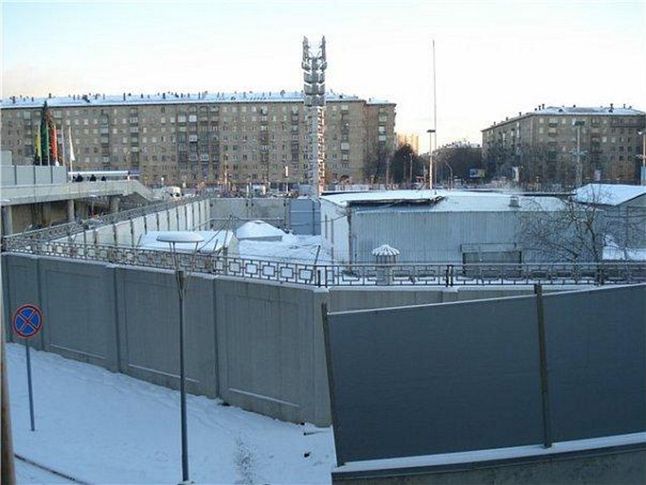 Infrastruktura w pobliżu Moskiewskiego Uniwersytetu Państwowego