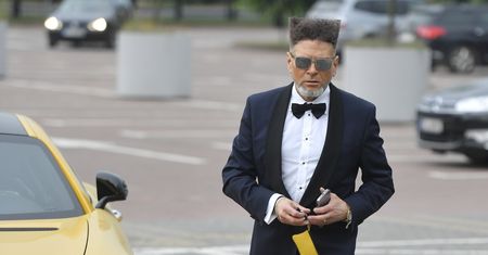 Rutkowski zwołał konferencję. Pyżalska oferuje fortunę za auta