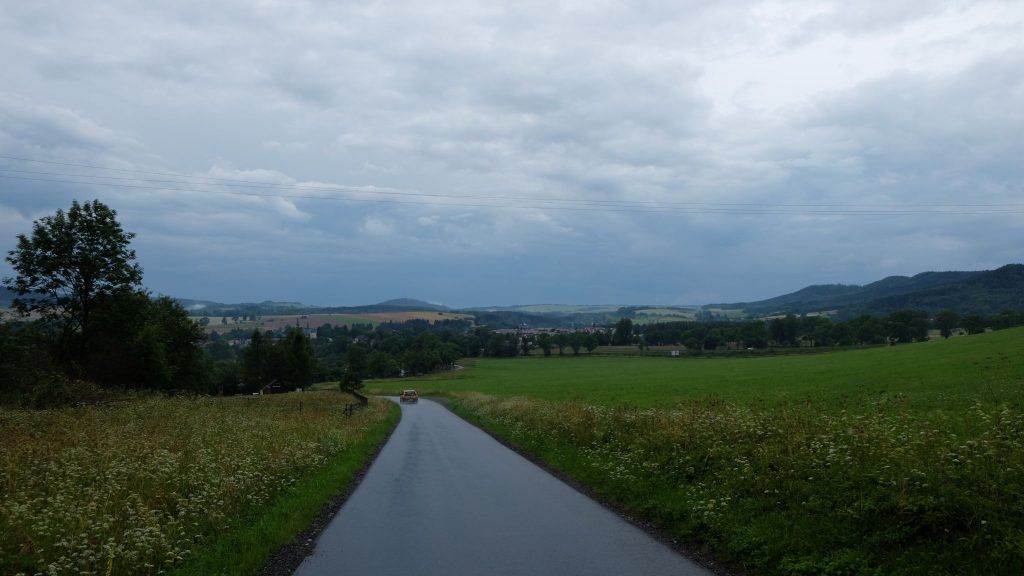 Szczytna oraz zamek "Leśna Skała"