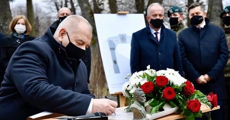 Łuk triumfalny w Tomaszowie Lubelskim. Jacek Sasin o planach budowy