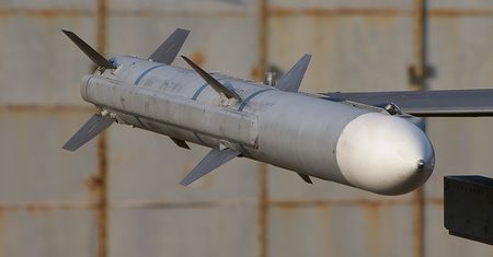 Ogromne zamówienie na AMRAAM-y. Klientami są m.in. Polska i Ukraina