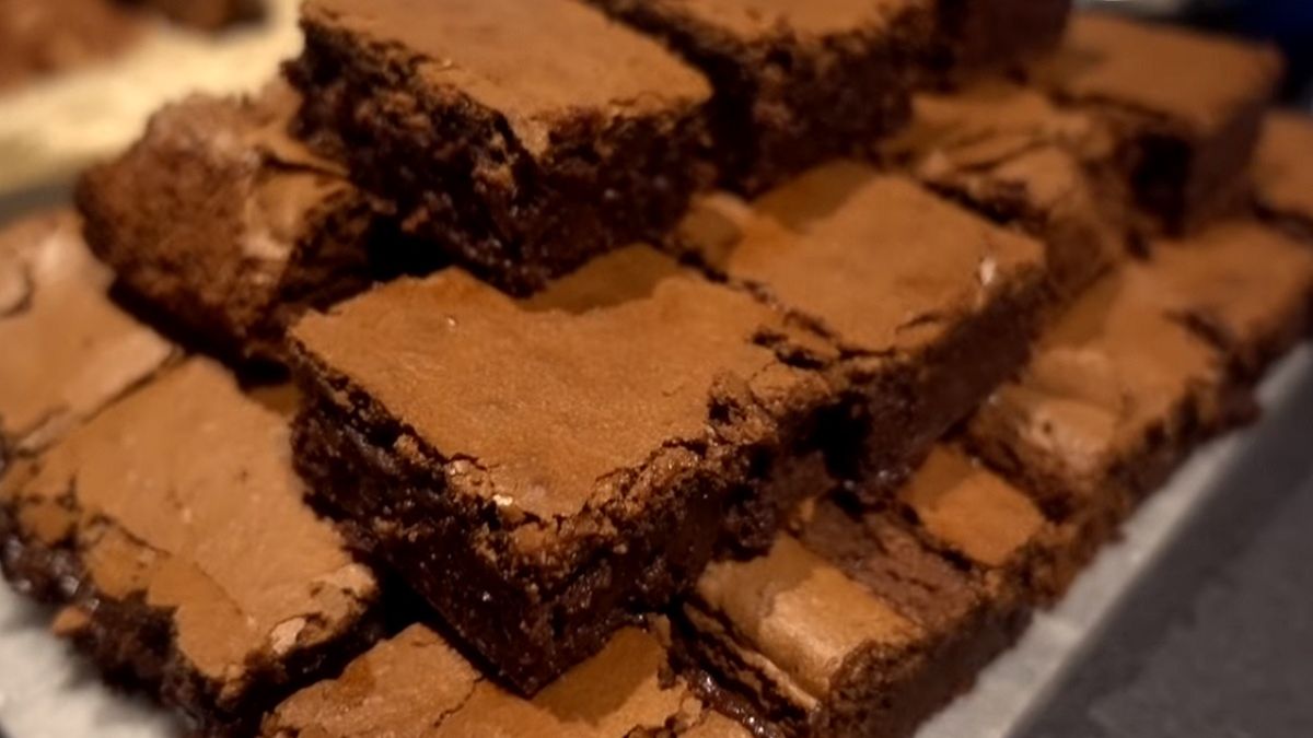 Ciasto czekoladowe bez mąki to idealne rozwiązanie dla osób, które kochają słodkości, ale nie tolerują glutenu