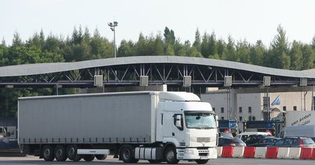 Tragedia na A4. Ciężarówka stanęła w płomieniach