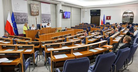 Ale urlop. Rekordowe wakacje senatorów. "Gruba przesada"