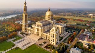 13 najwspanialszych sanktuariów w Polsce. Oto miejsca, które trzeba zobaczyć! "Polska Jerozolima", zabytki UNESCO, świątynia skryta w górach