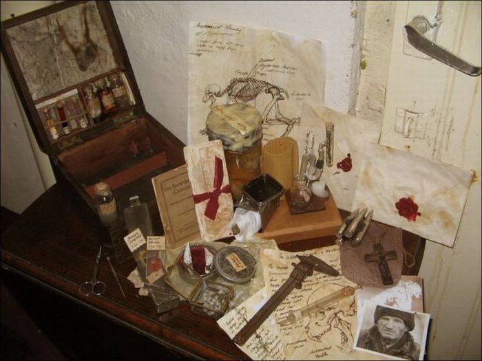 Ponad 20 zestawów do polowania na wampiry 36