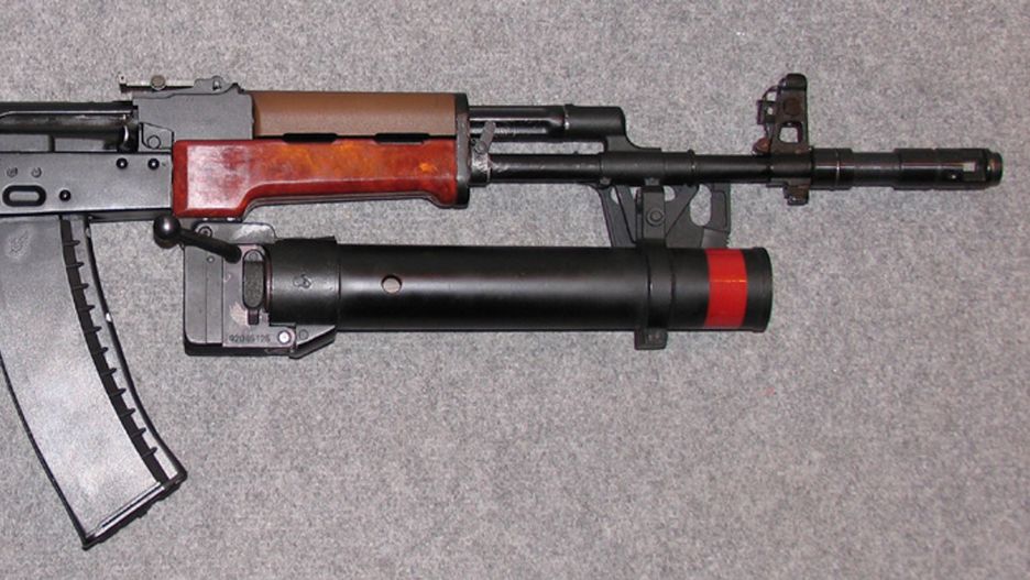 Granatnik Pallad pod lufą karabinka Tantal